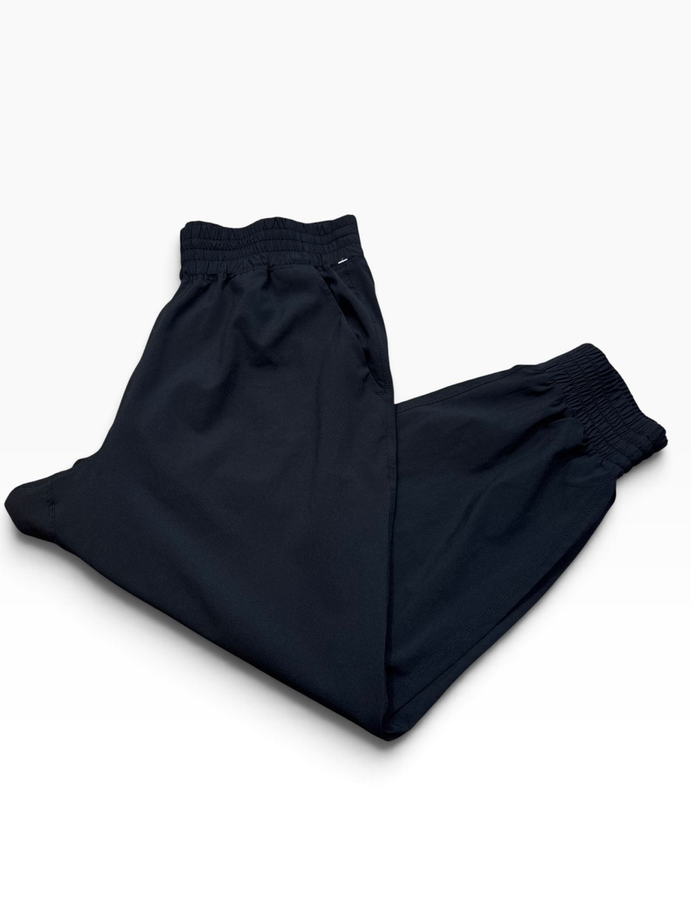 Ladies Old Navy Stretch Tech Quick Dry Black Joggers Size Medium Petite
